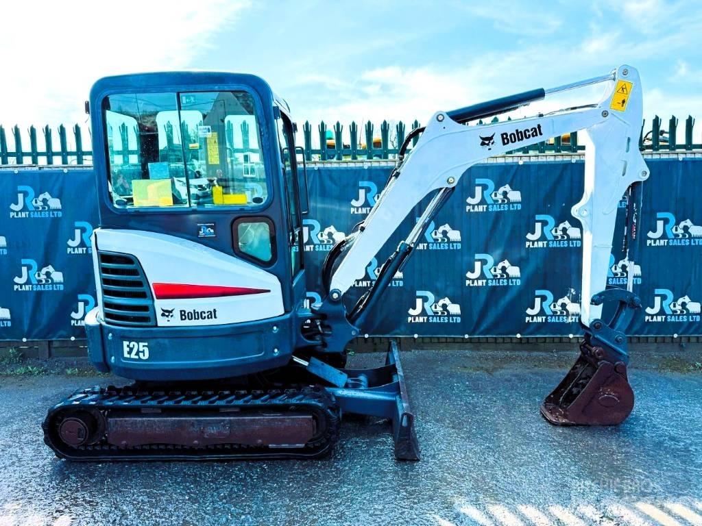 Bobcat E 25 Mini rýpadla < 7t