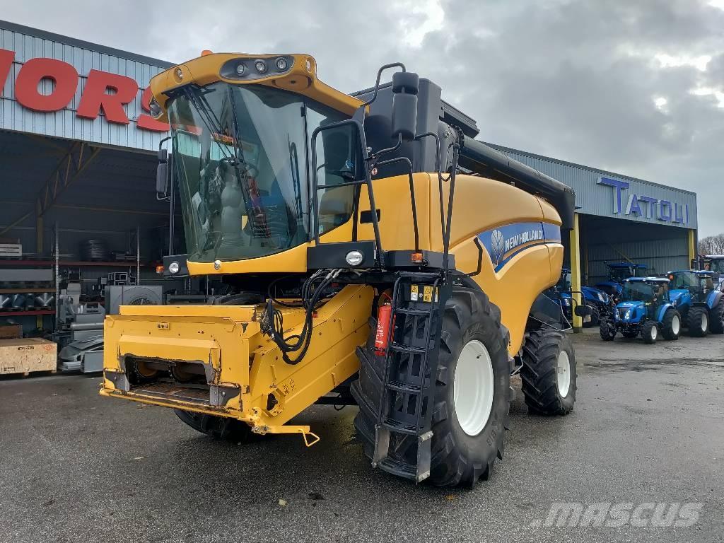 New Holland CX 5080 Sklízecí mlátičky