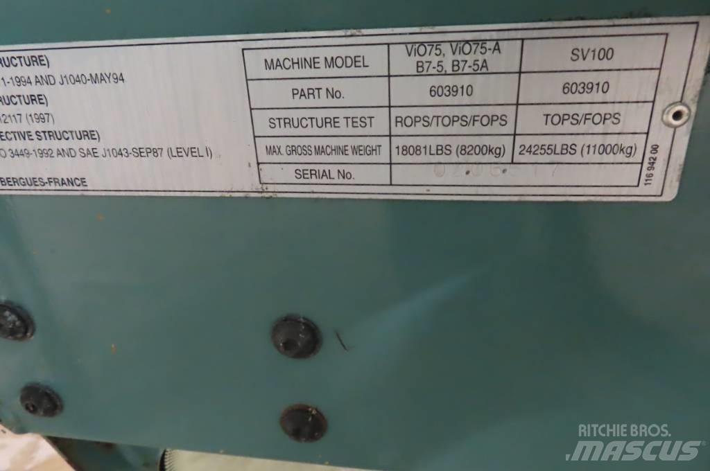 Yanmar Vio 75 Kabiny a interiér