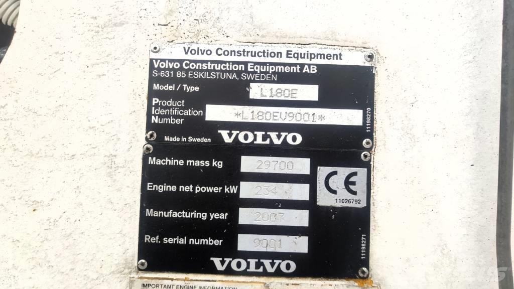 Volvo L 180 E Kolové nakladače