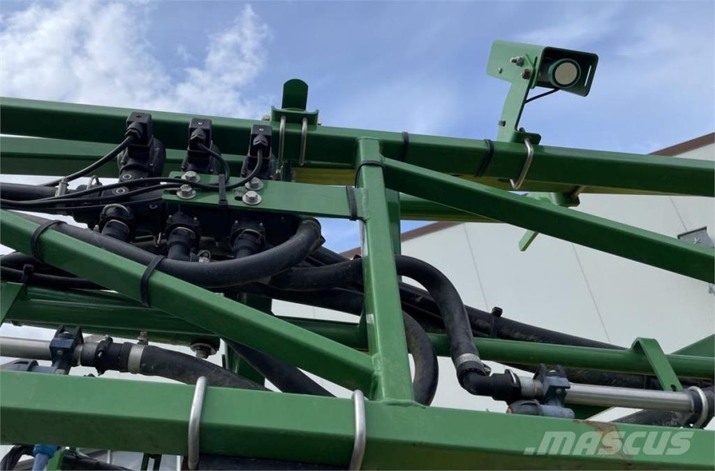 John Deere M 740 i Tažené postřikovače