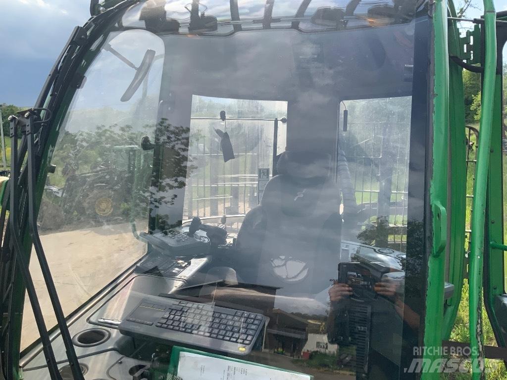 John Deere 1510 E Vyvážecí traktory