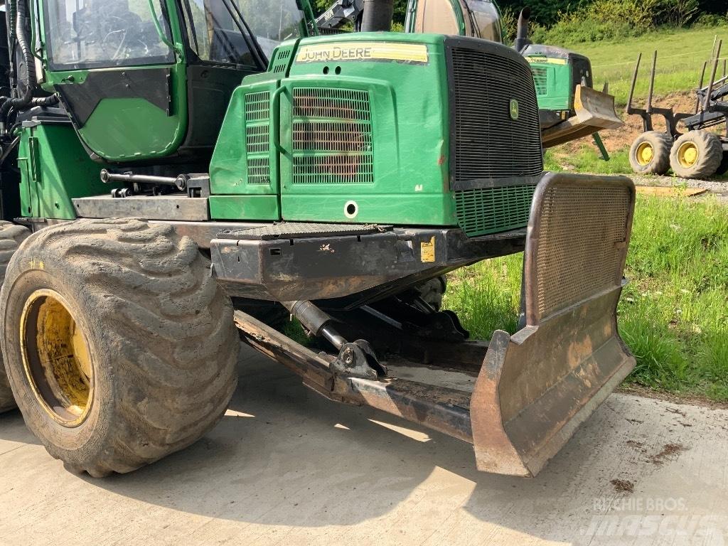 John Deere 1510 E Vyvážecí traktory