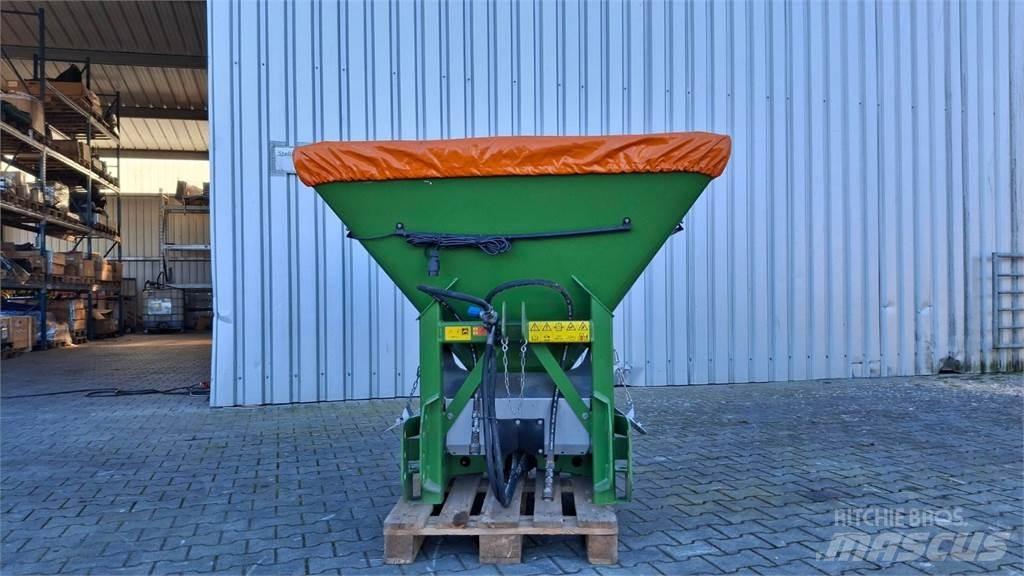 Amazone ES 750 Sypače písku a soli