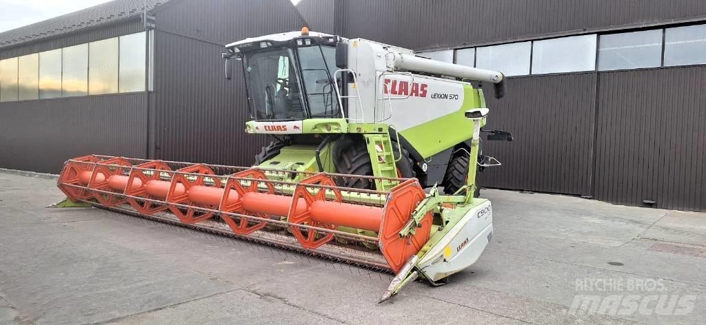 Claas 570 Sklízecí mlátičky