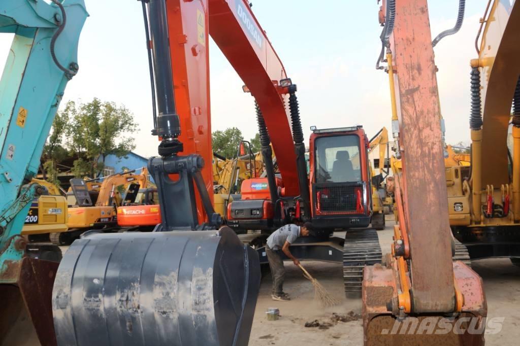 Doosan dx225 Pásová rýpadla