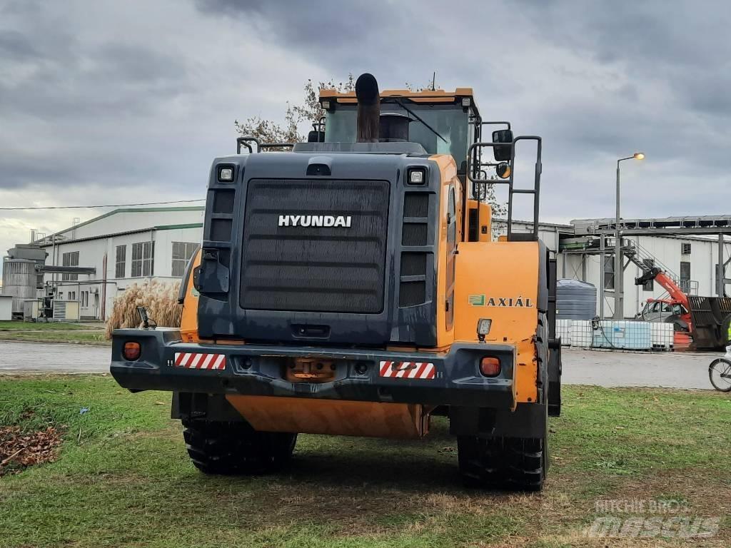 Hyundai HL 980 Kolové nakladače