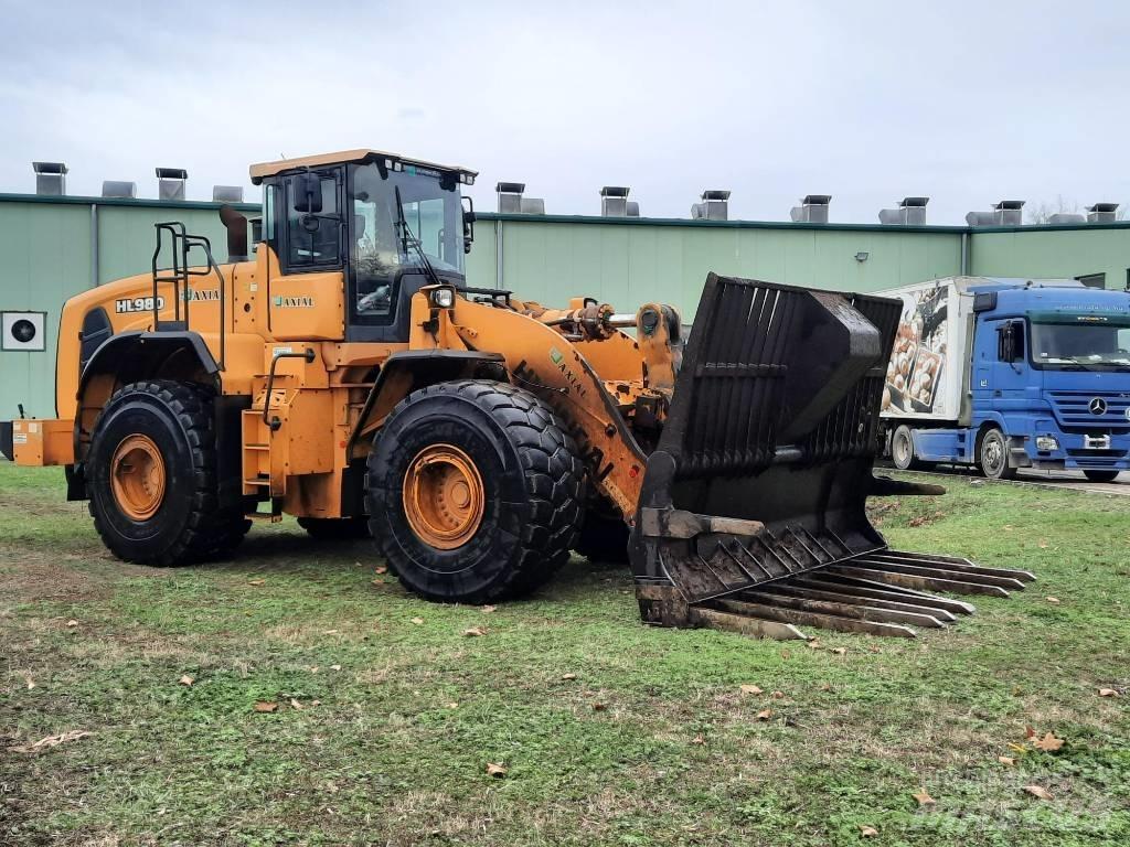 Hyundai HL 980 Kolové nakladače