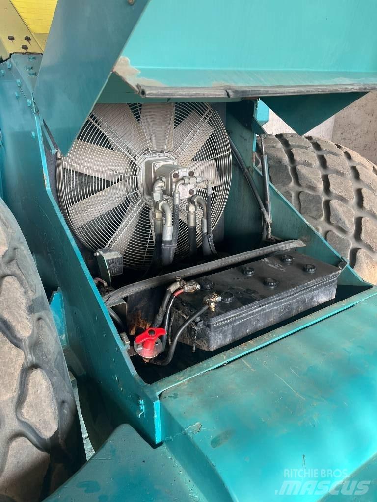 Ammann AC 190 Kombinované válce