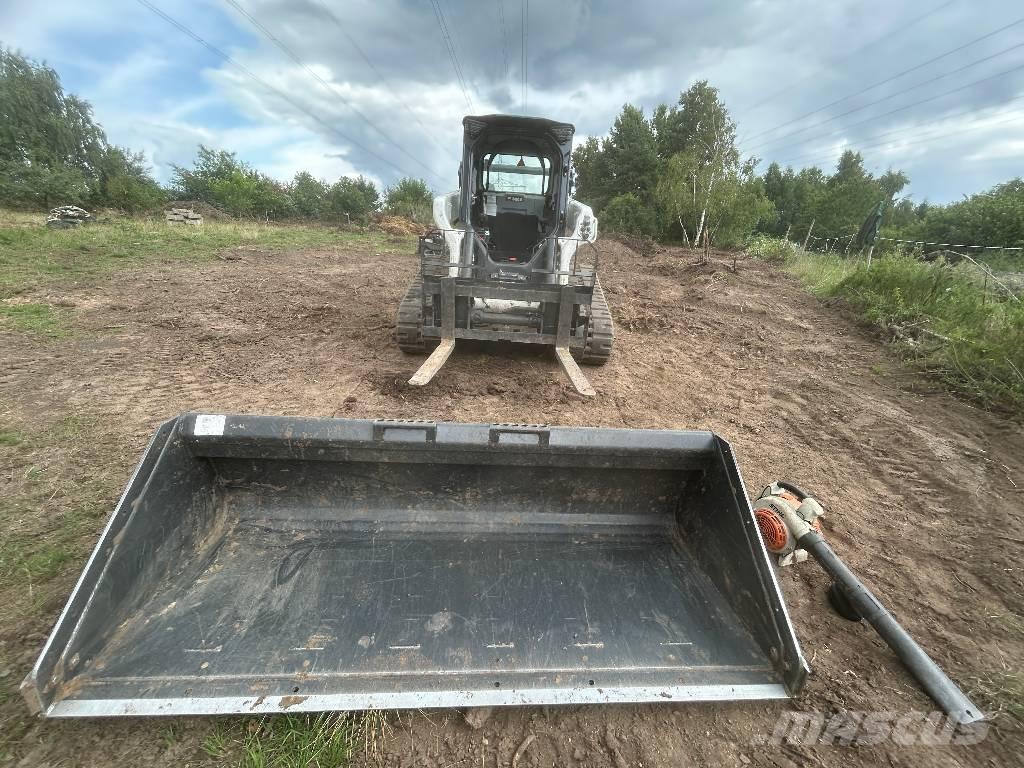 Bobcat T76 Pásové nakladače