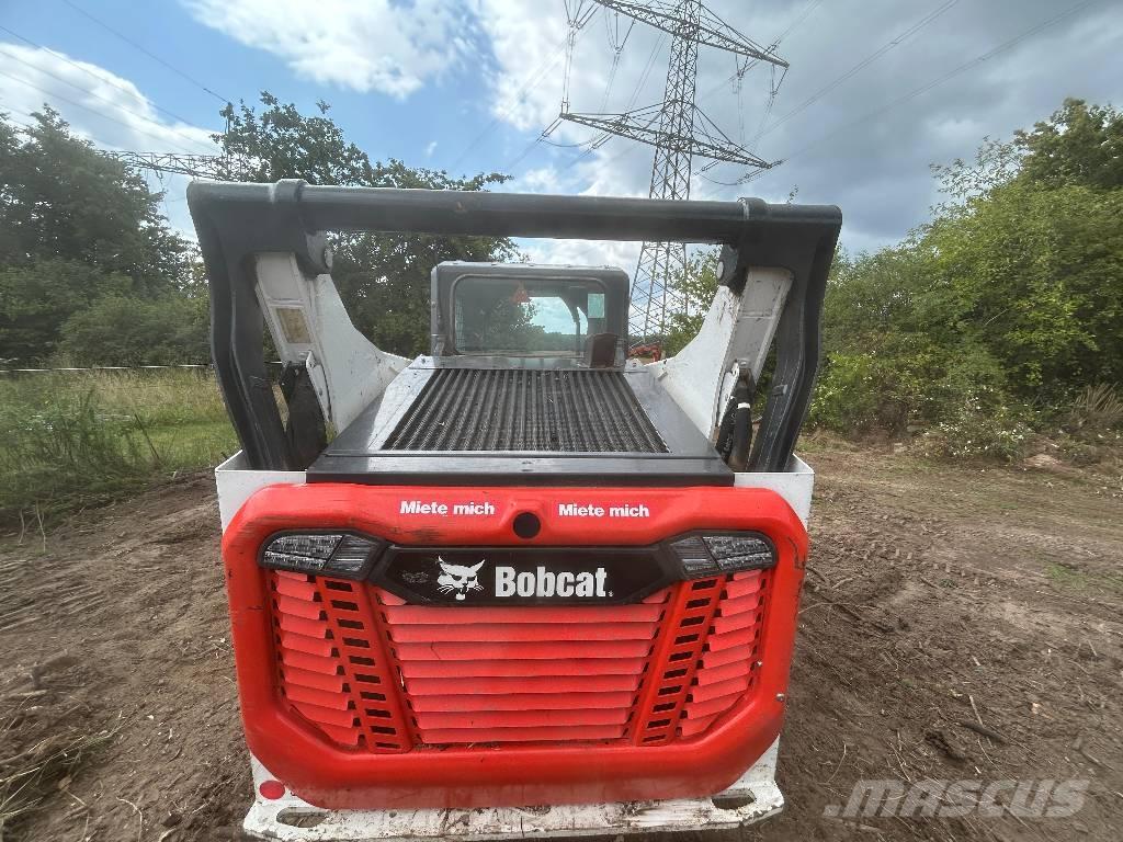 Bobcat T76 Pásové nakladače