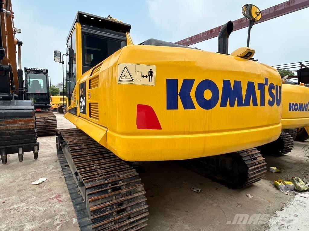 Komatsu PC 240 LC Pásová rýpadla