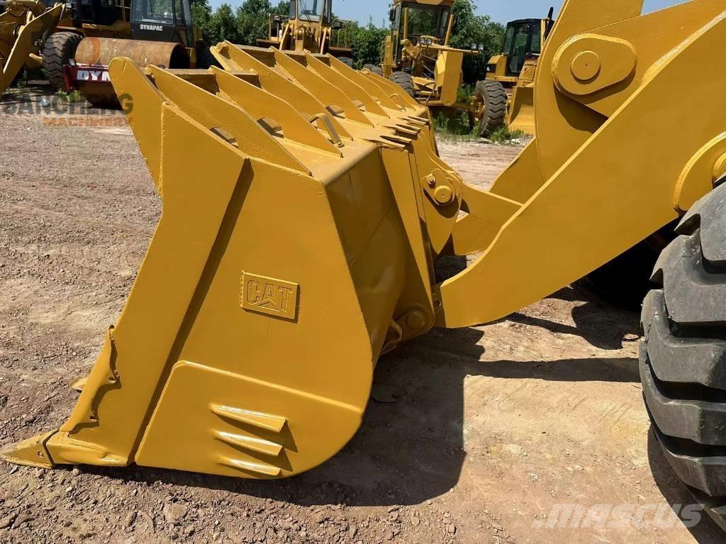 CAT 980 H Kolové nakladače