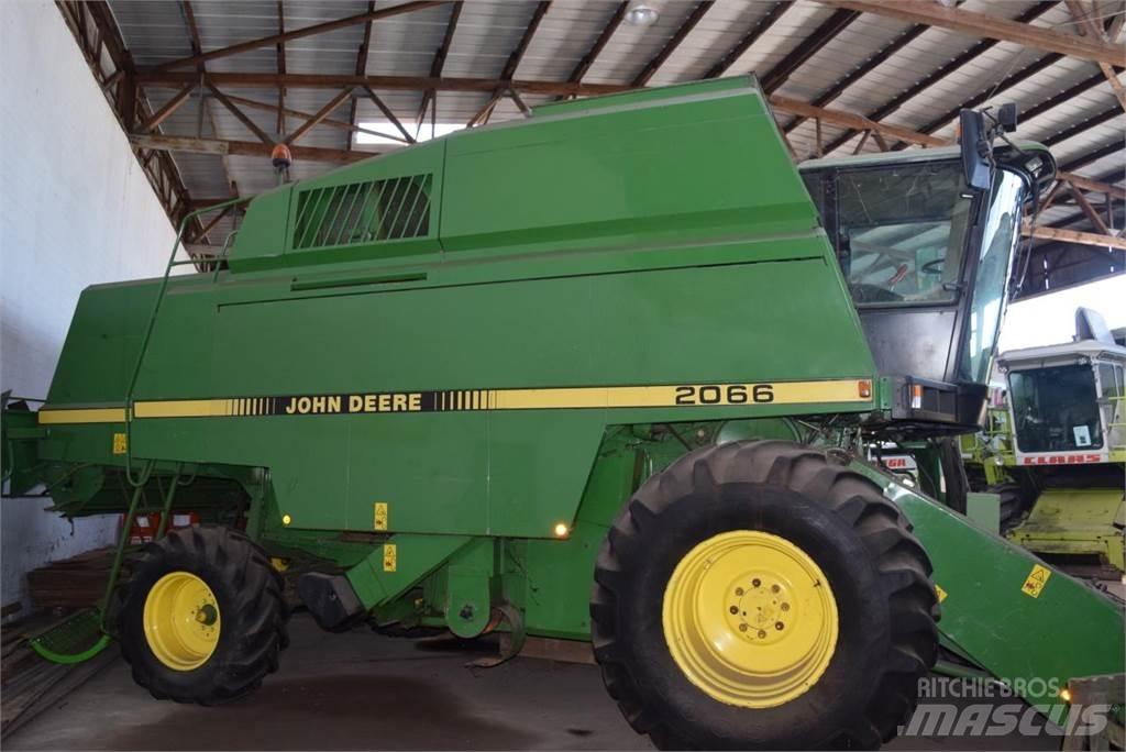 John Deere 2066 Sklízecí mlátičky