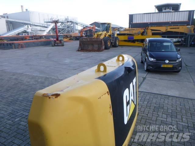 CAT 336 F L Podvozky a zavěšení kol