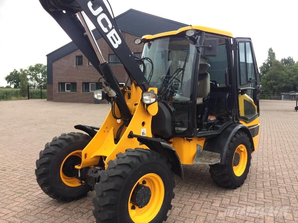JCB 406 Kolové nakladače