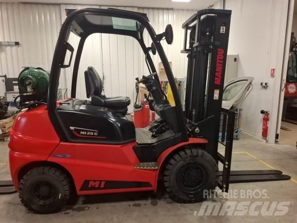 Manitou MI25G Terénní vysokozdvižné vozíky