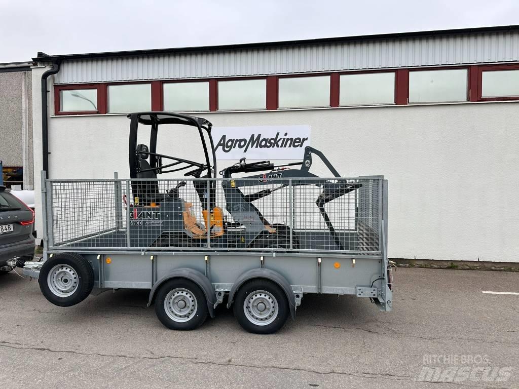 GiANT G1100 Víceúčelové nakladače