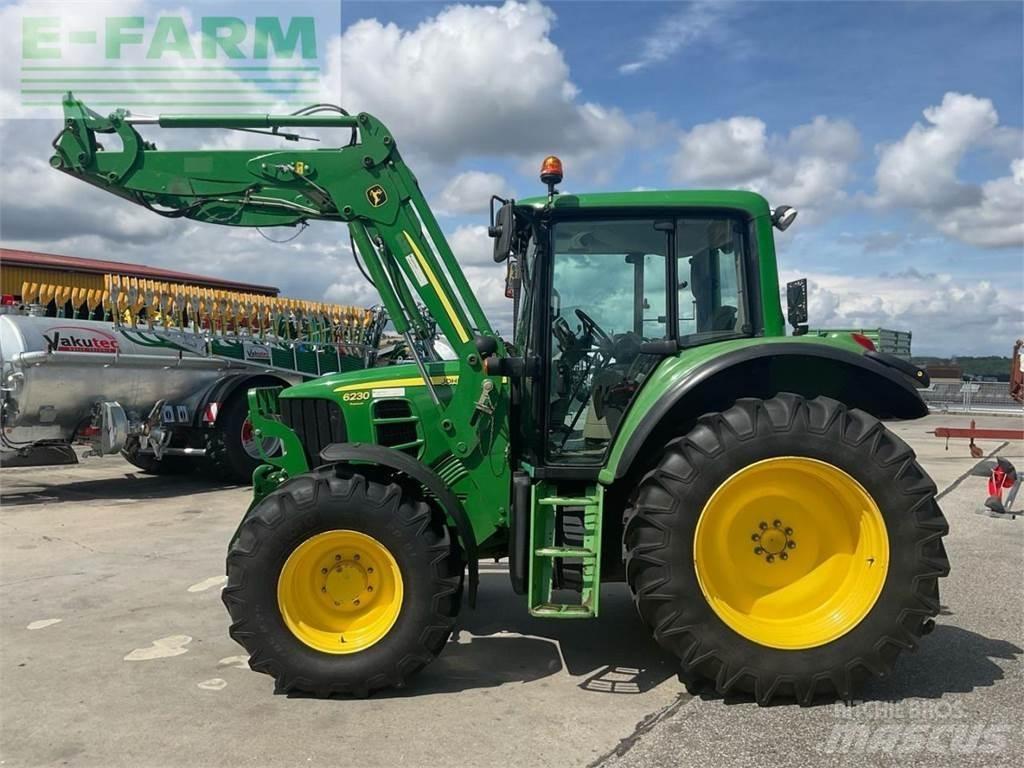 John Deere 6230 Traktory
