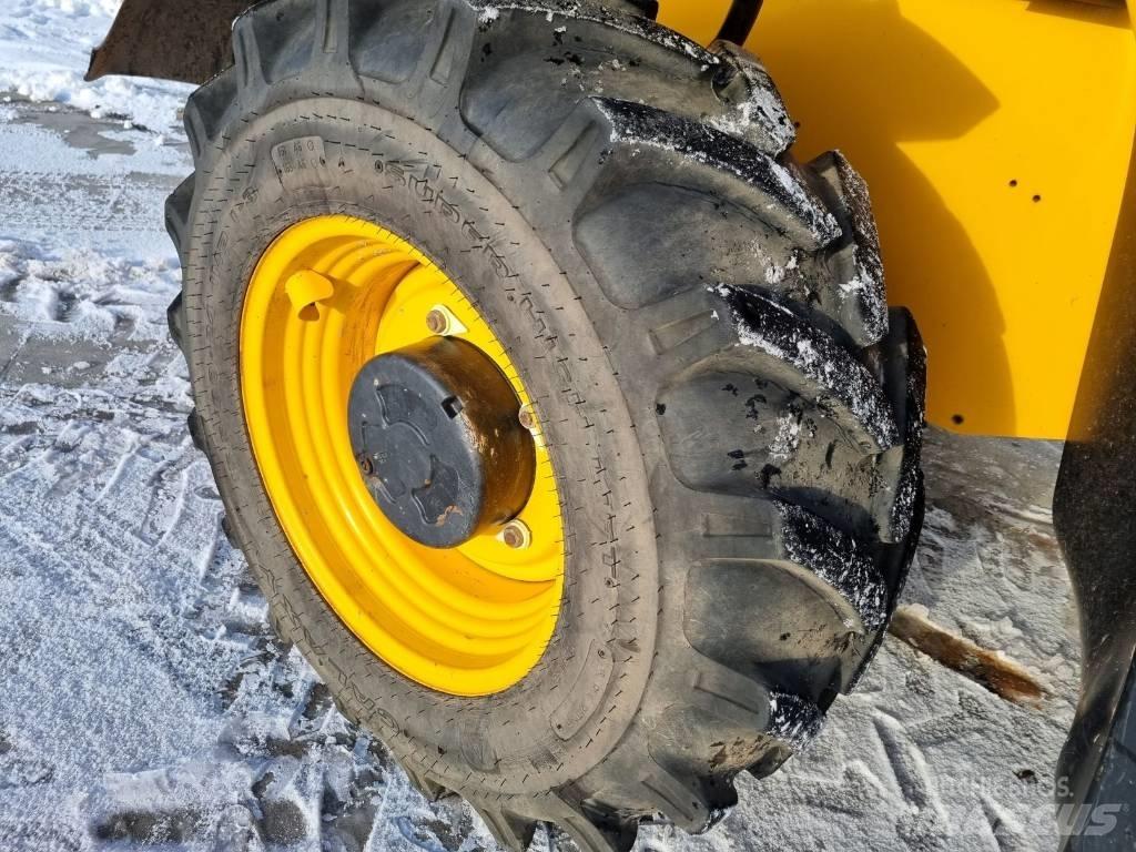 JCB 535-140 - MB9 Teleskopické manipulátory