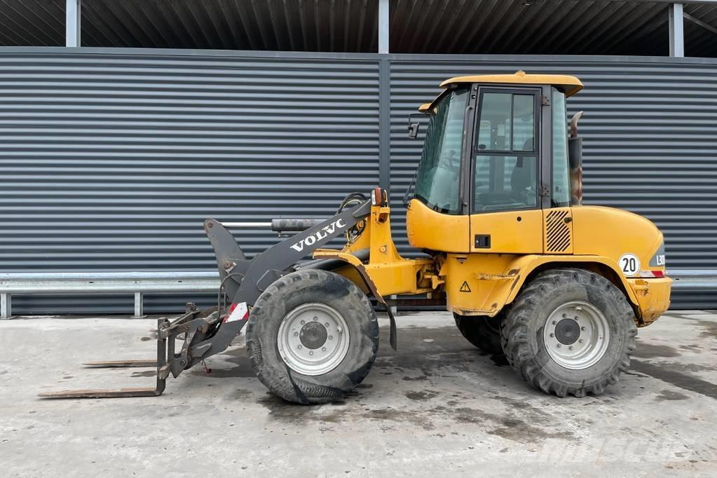 Volvo L 30 ZX Kolové nakladače