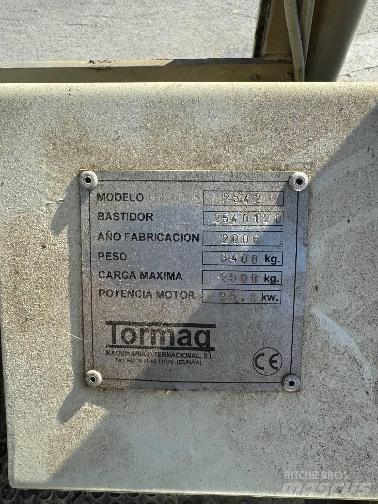 Tormaq 2542 Teleskopické manipulátory