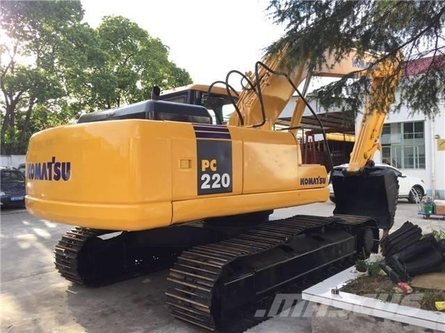 Komatsu PC 220-7 Pásová rýpadla