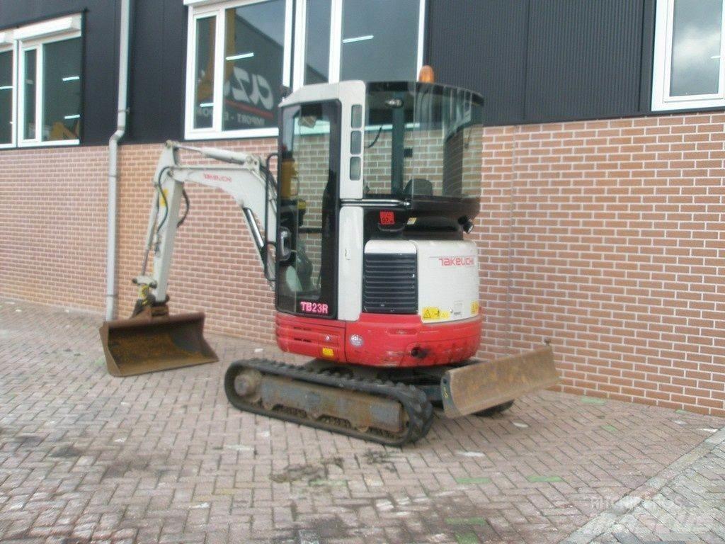 Takeuchi TB23R Mini rýpadla < 7t