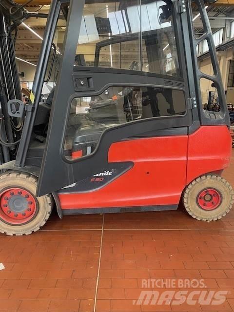 Linde E50/600HL Akumulátorové vozíky