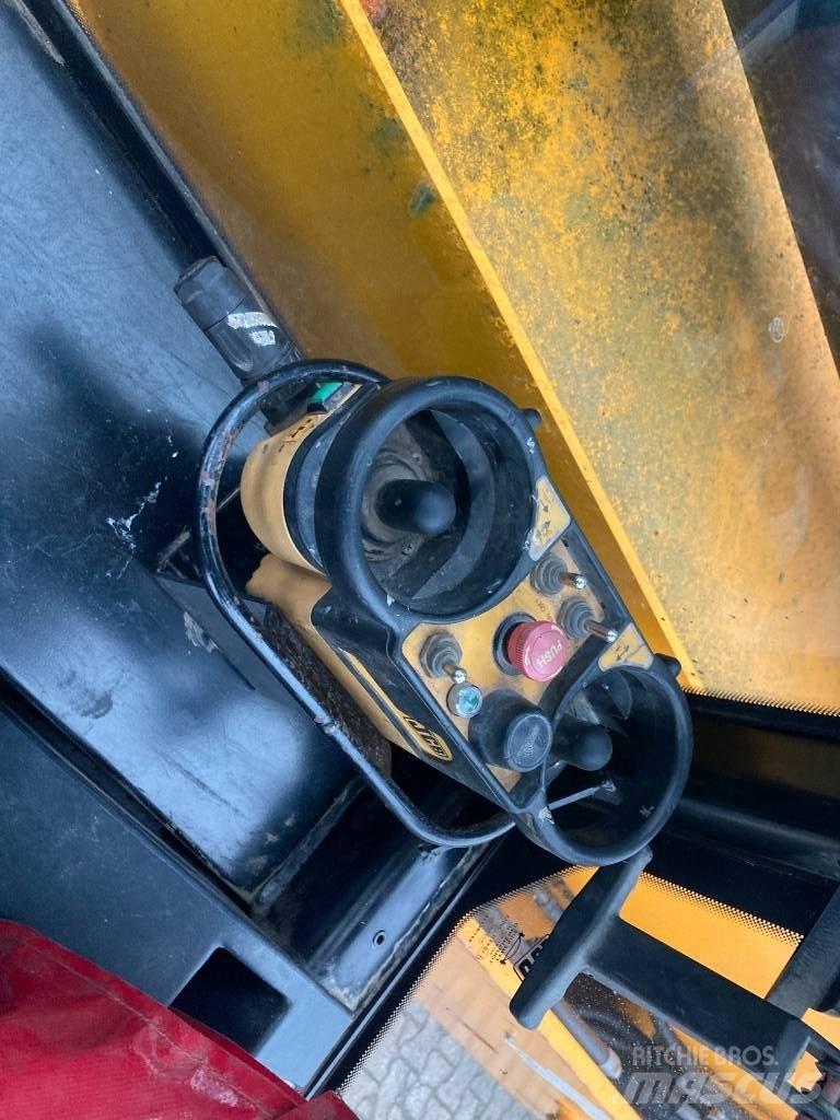 JCB 540-140 Teleskopické manipulátory