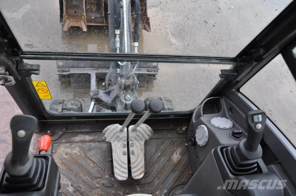 Volvo EC 18 E Mini rýpadla < 7t