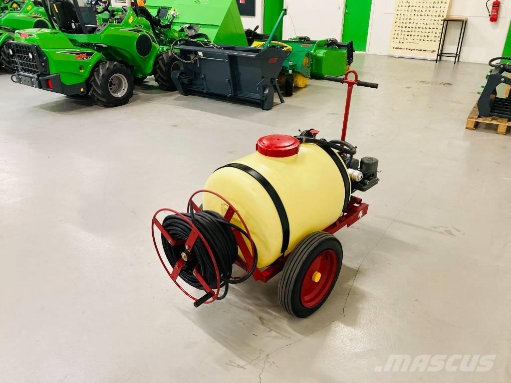 Hardi TR3-200 Tažené postřikovače