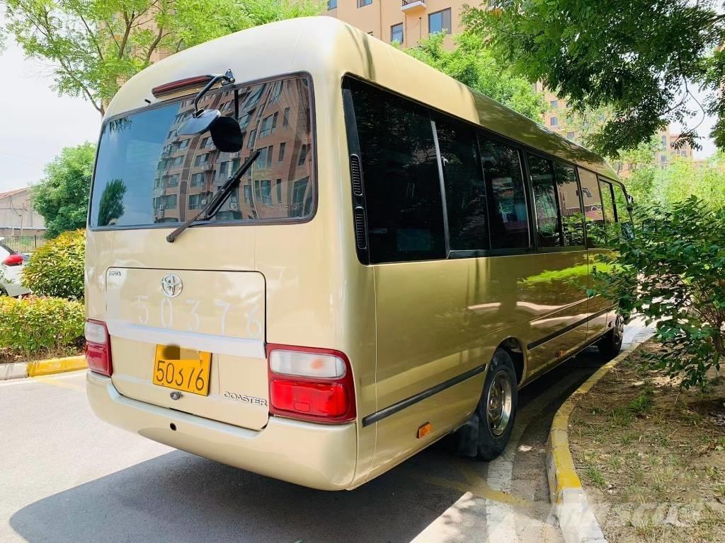 Toyota Coaster Bus Minibusy
