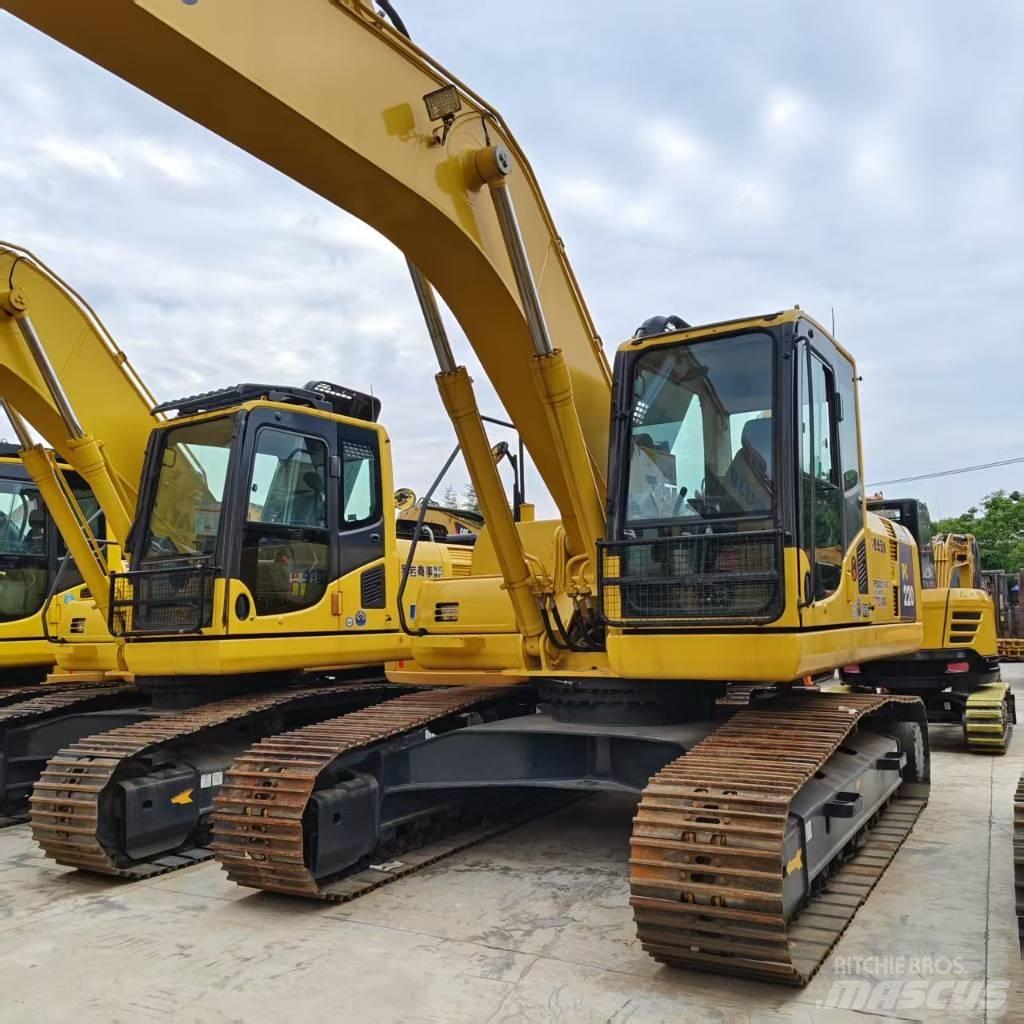 Komatsu PC 200-8 Pásová rýpadla