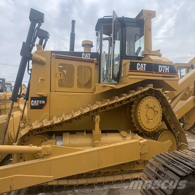 CAT D7H Pásové dozery