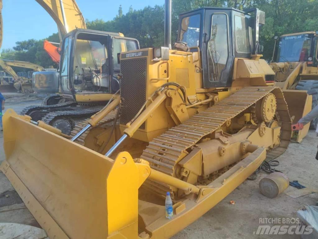 CAT D 6 R Pásové dozery