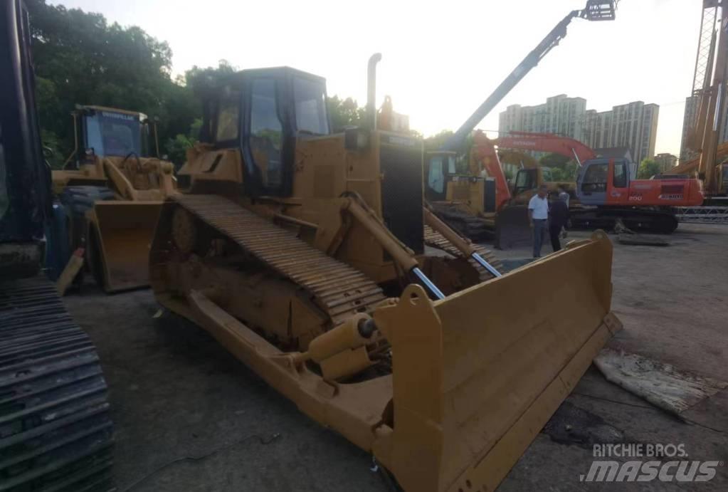 CAT D 6 R Pásové dozery