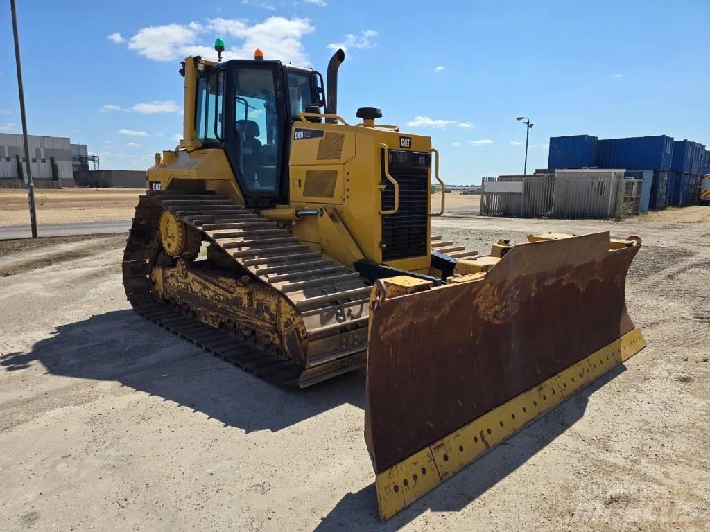 CAT D 6 N LGP Pásové dozery