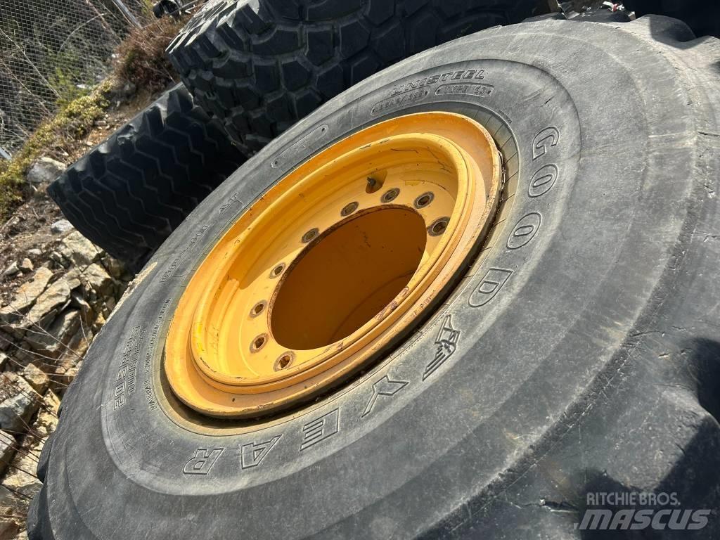 Goodyear 20,5R25 GP4 Kolové nakladače