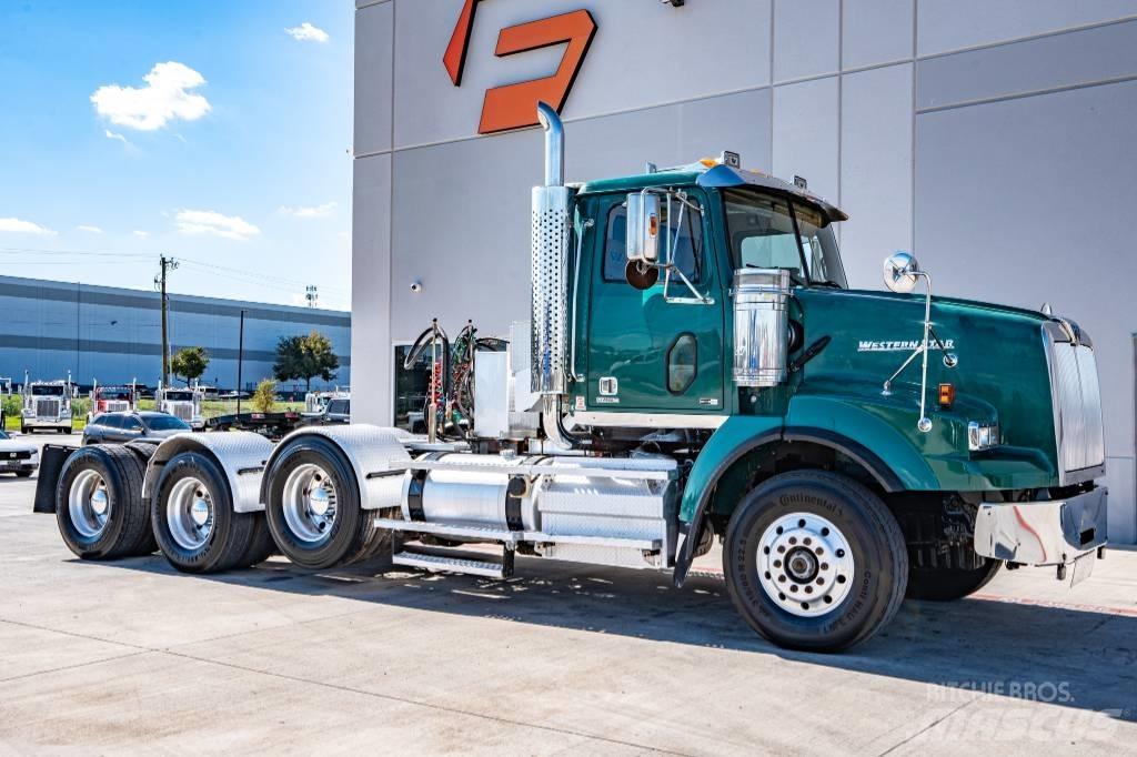 Western Star 4900 SB Tahače