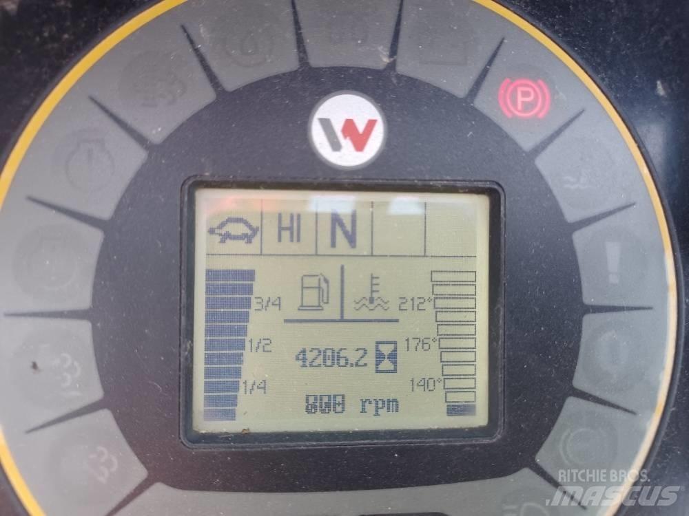 Neuson DW 60 Vyklápěcí dempry
