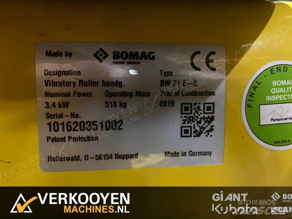 Bomag BW71E-2 Pneumatikové válce