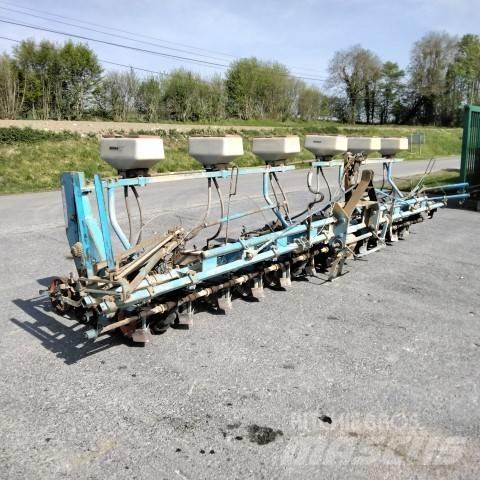 Monosem BR 502 Mechanické secí stroje
