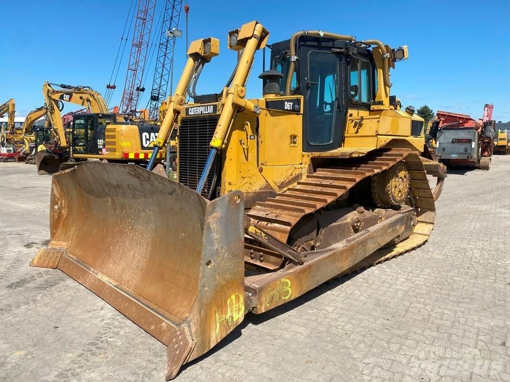 CAT D6T XW NVT Pásové dozery