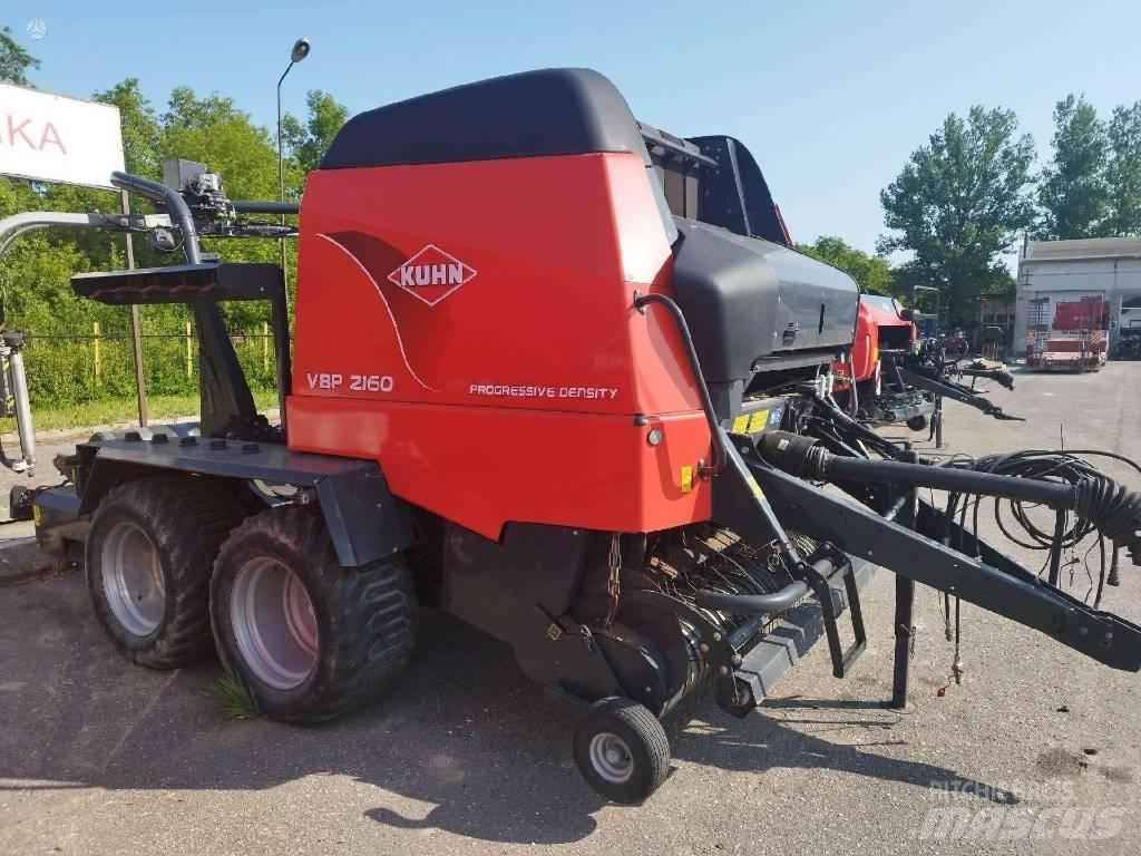 Kuhn VBP 2160 Lis na válcové balíky