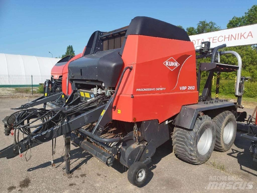 Kuhn VBP 2160 Lis na válcové balíky