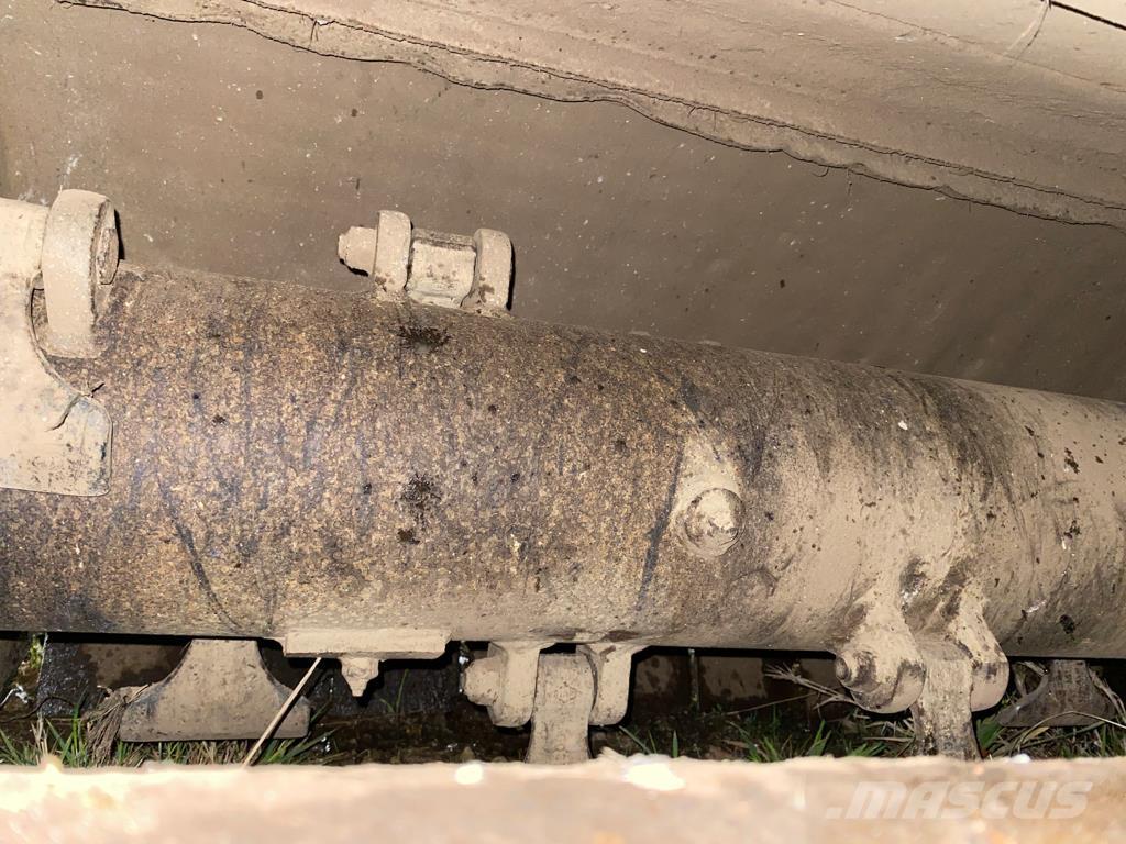 Kuhn VKM 280 Drtící zařízení