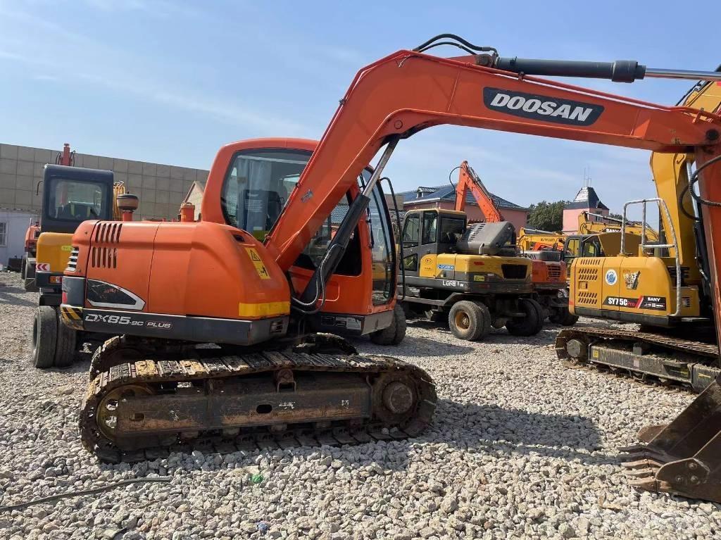 Doosan DX 85 Midi rýpadla 7t - 12t