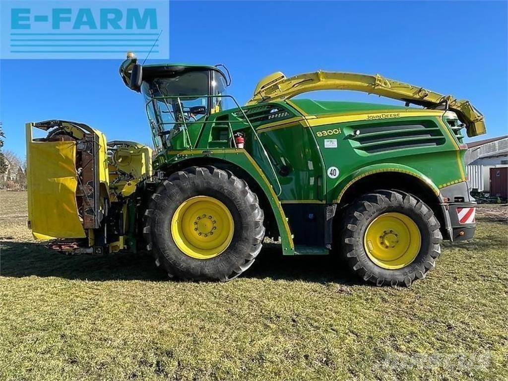 John Deere 8300 Samojízdné sekačky