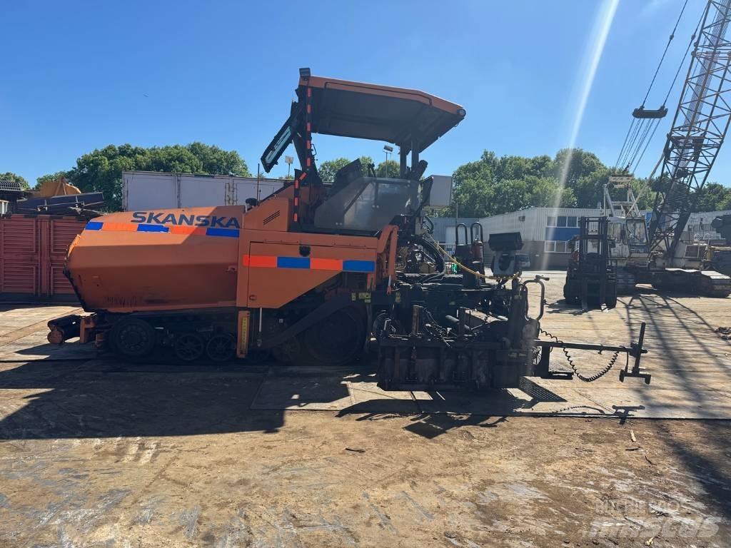 CAT AP 555 E Finišery